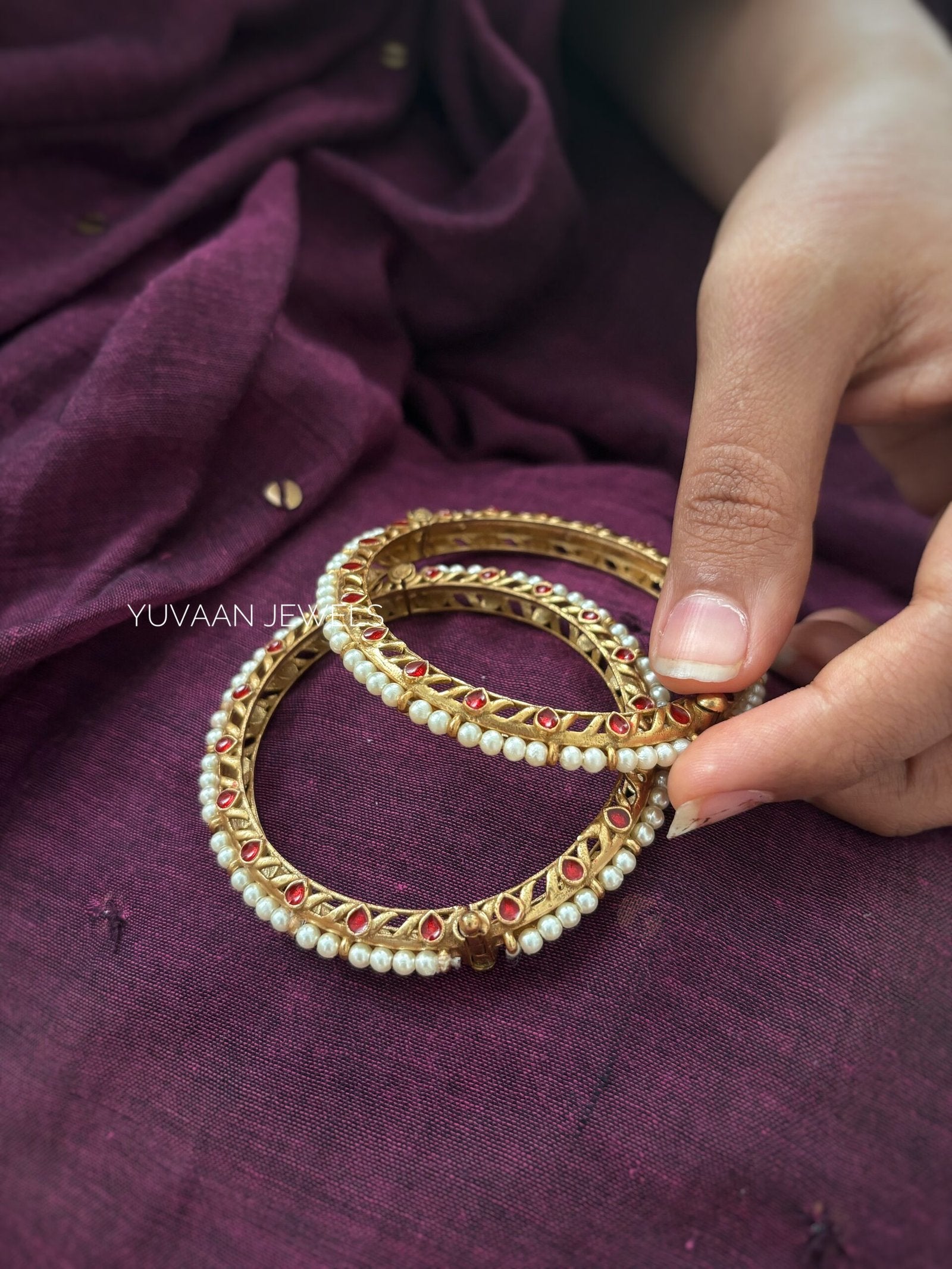 Tripti openable pearl bangles