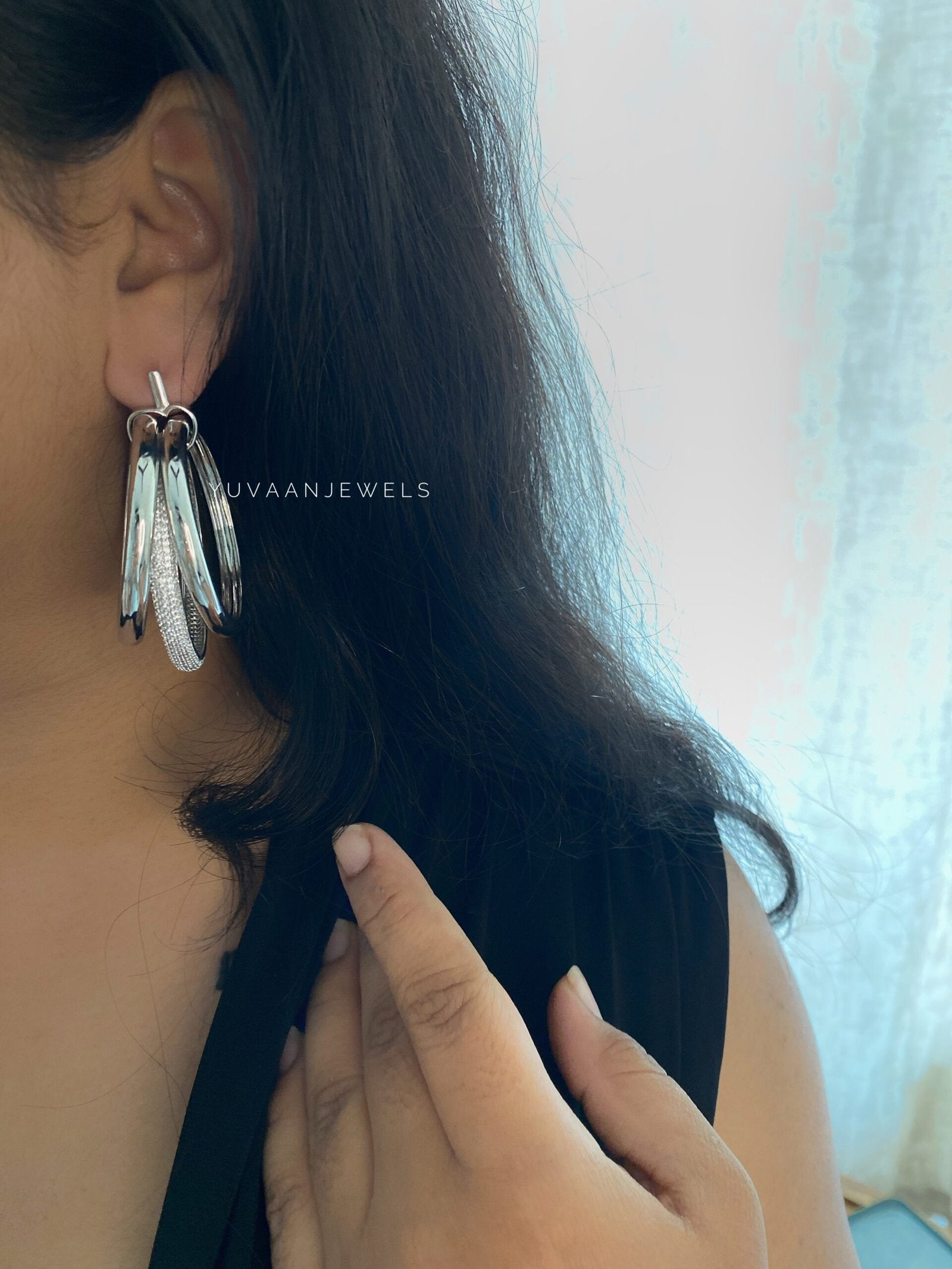 Cloud diamond earrings