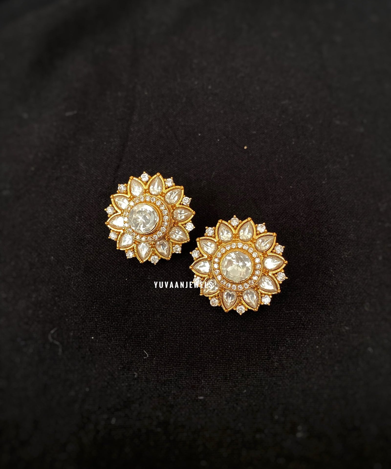 Swati flora polki studs