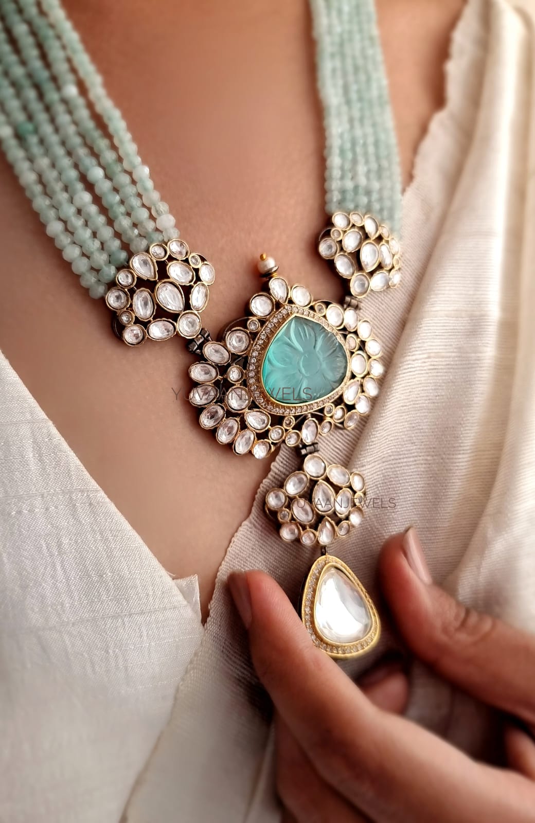 Noõr Antique Pearl Necklace
