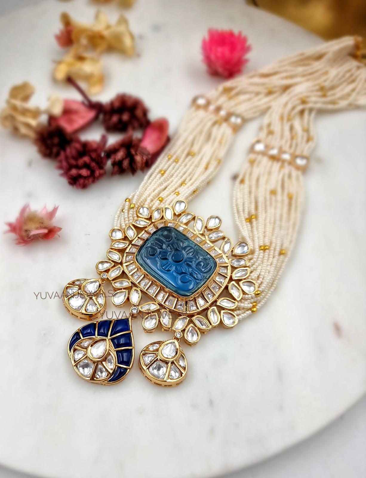 Swara necklace