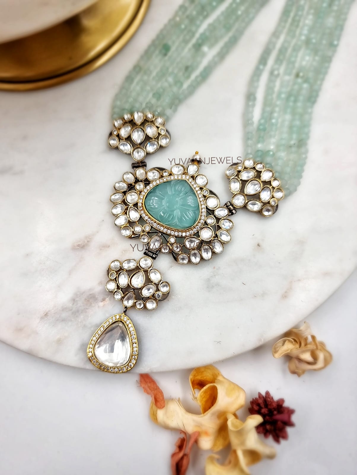 Noõr Antique Pearl Necklace Thumbnail