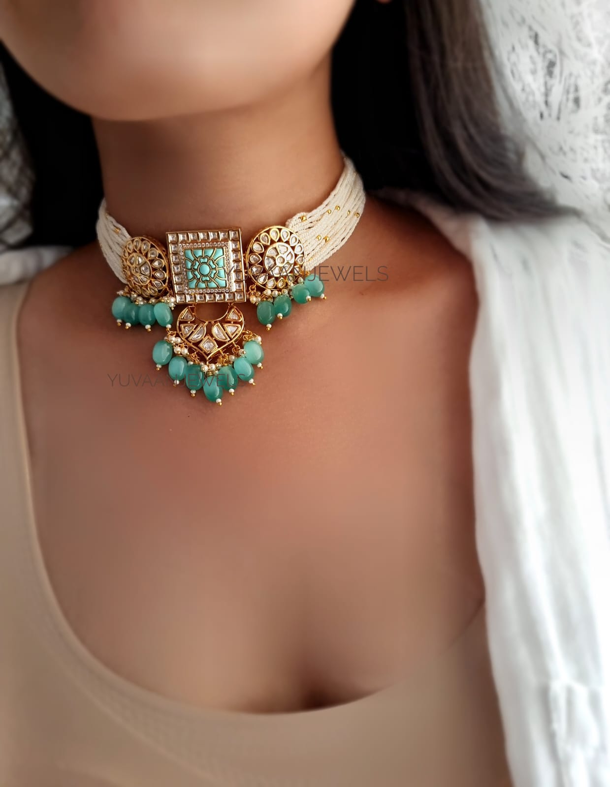 In-Bleu Kundan Choker Thumbnail