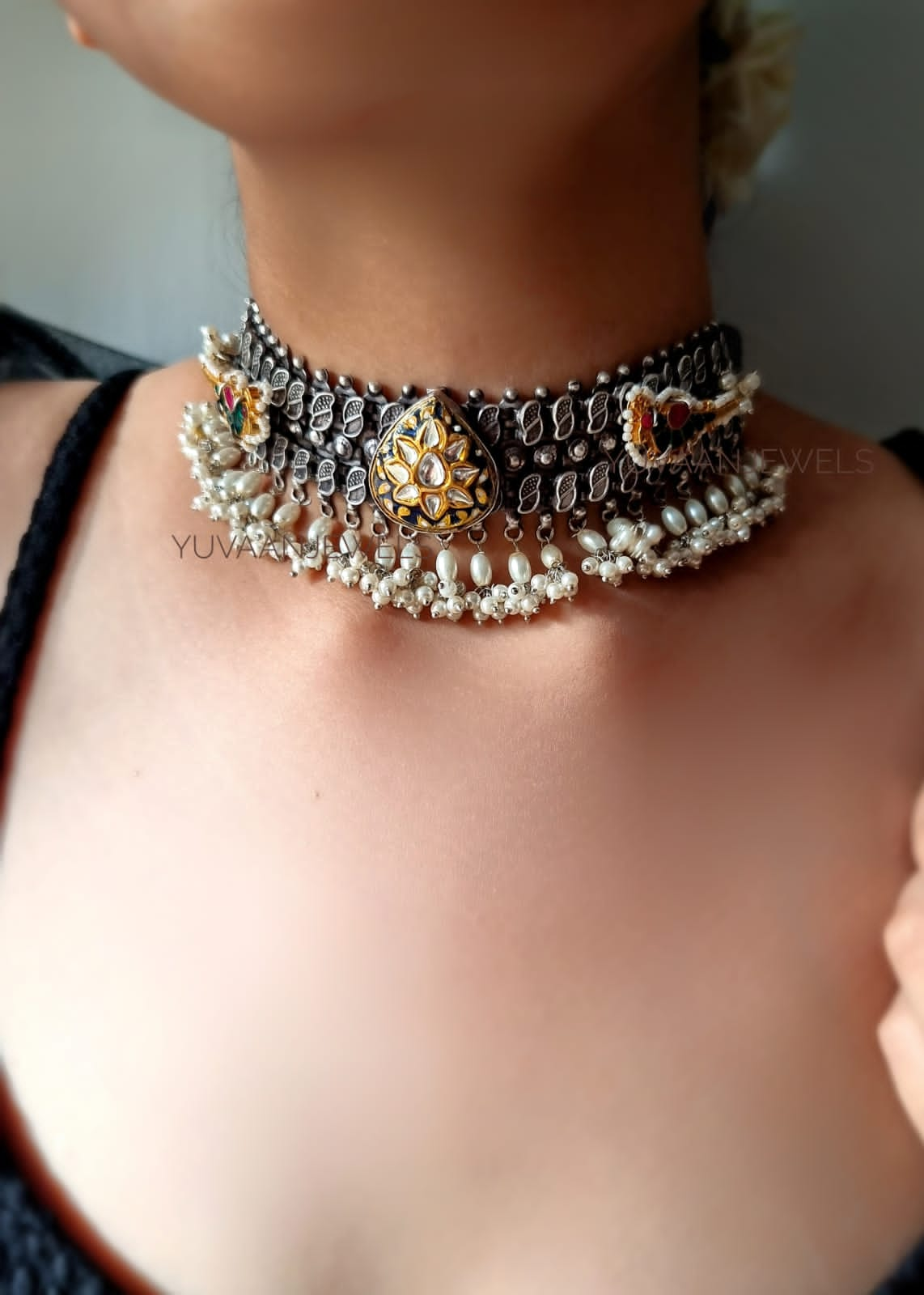 Chaandni Handcrafted Choker Thumbnail