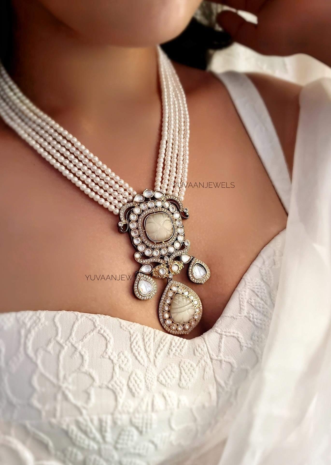Shravani Necklace with Earrings