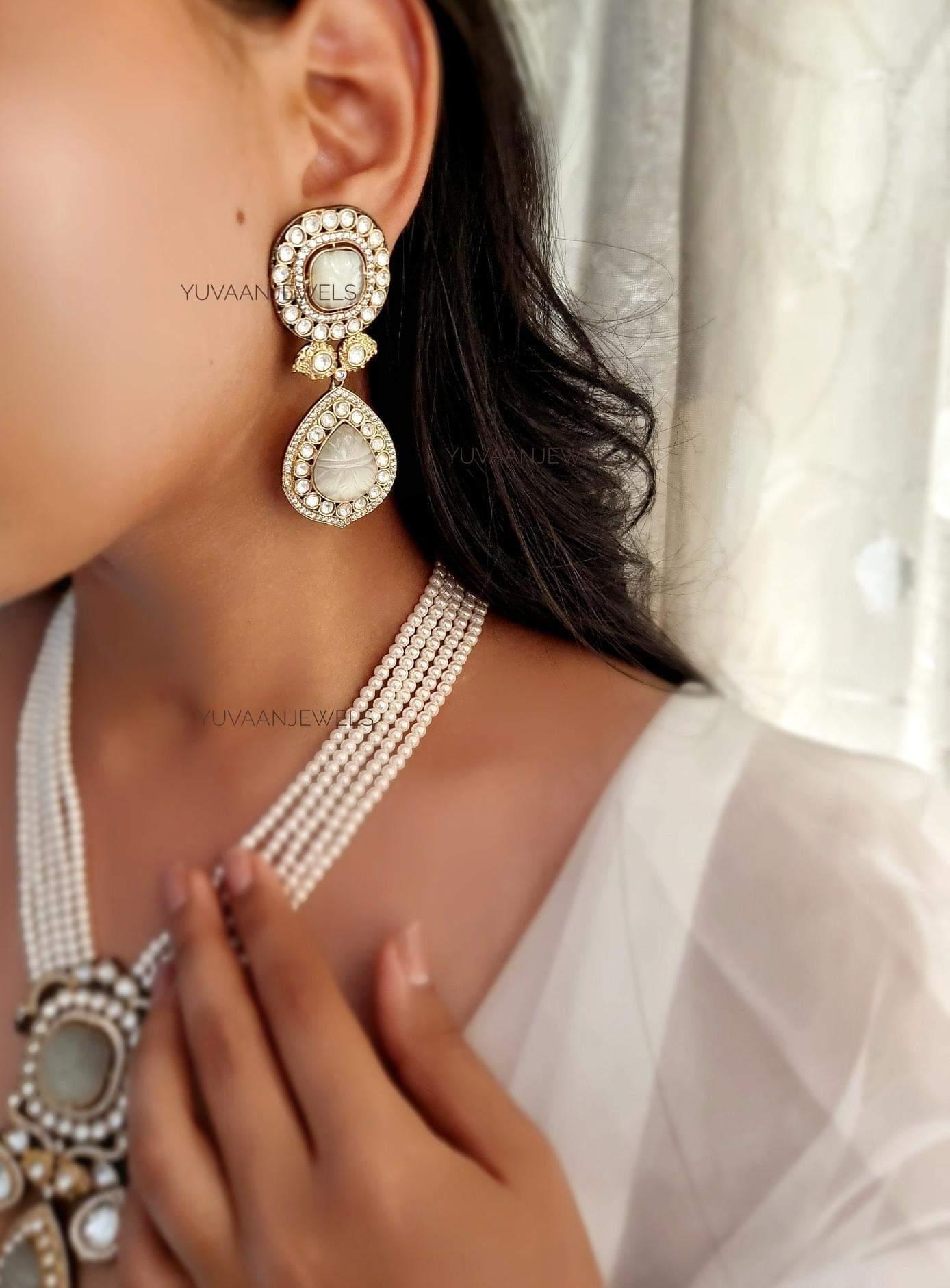 Shravani Necklace with Earrings Thumbnail