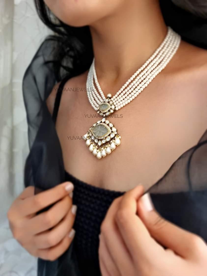 Tabish Pearl Necklace Thumbnail