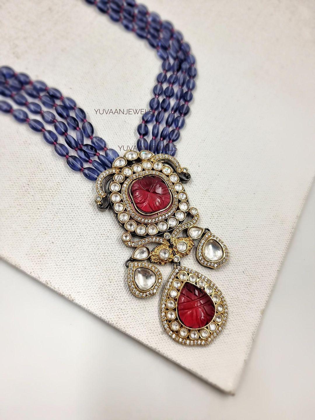 Shravani Necklace Thumbnail