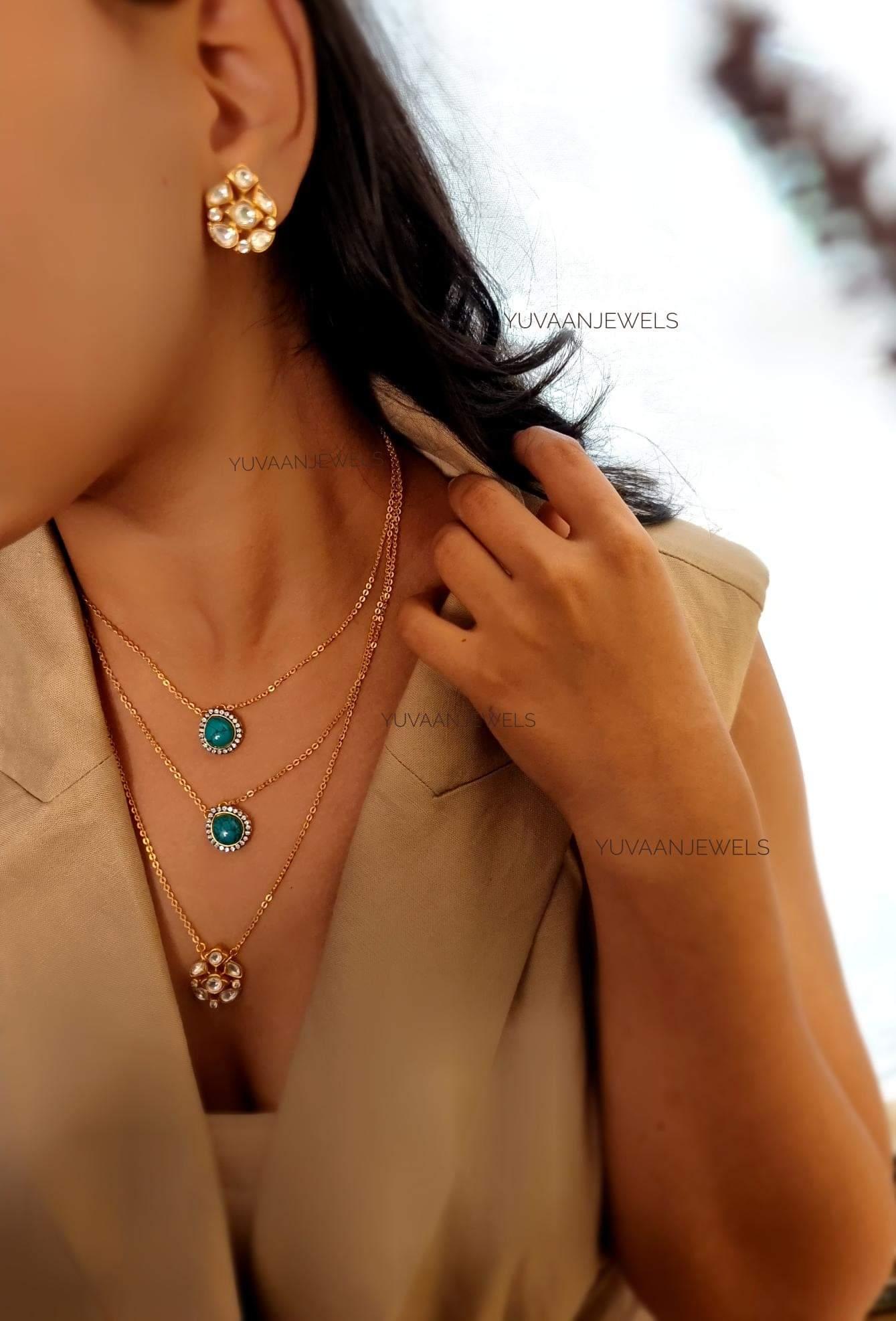 Maurya delicate necklace Thumbnail