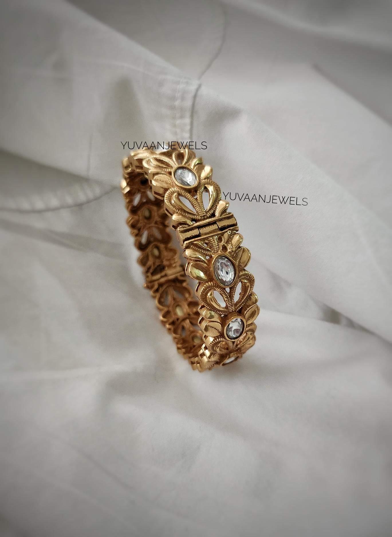 Delia Openable polki bangle Thumbnail