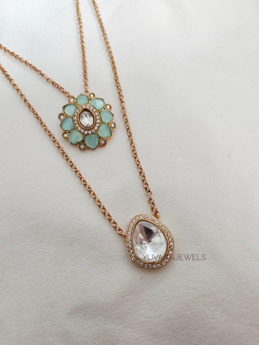 Dhalia twin delicate necklace Thumbnail