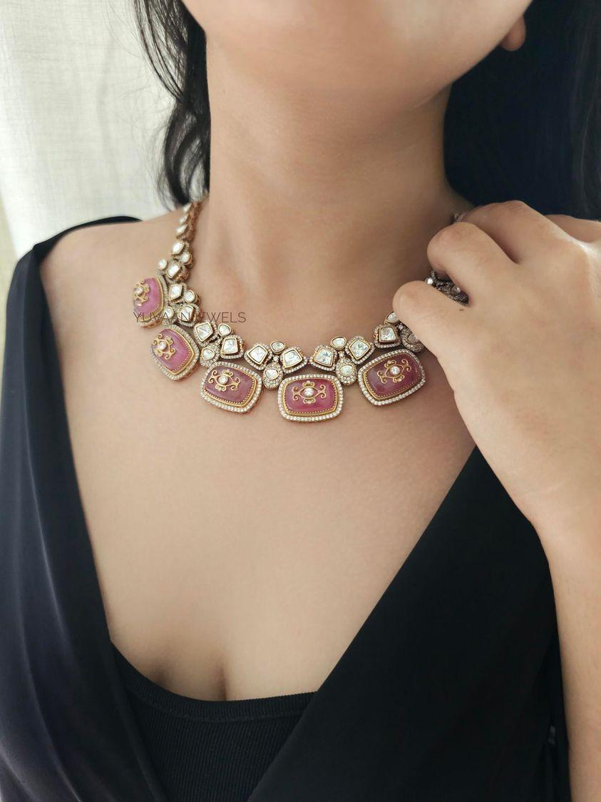 Rukhsaar quartz necklace Thumbnail