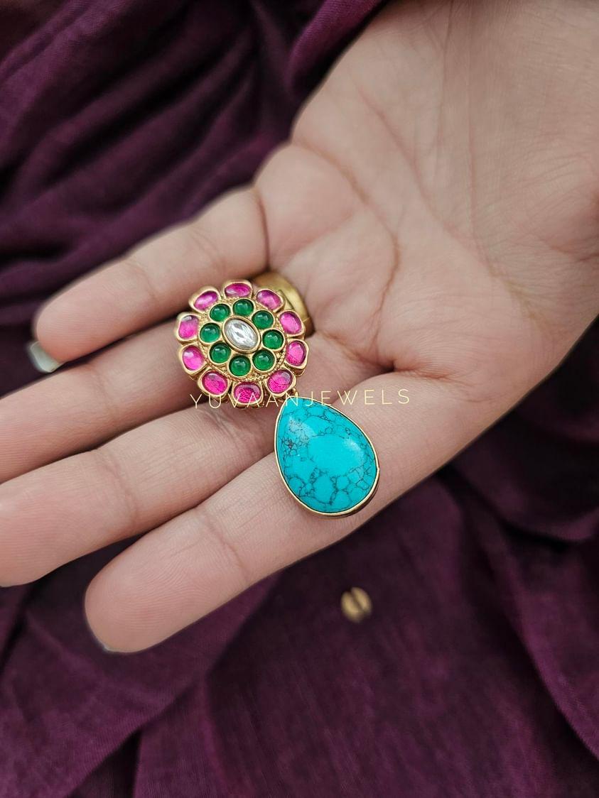 Zahira handcrafted necklace Thumbnail