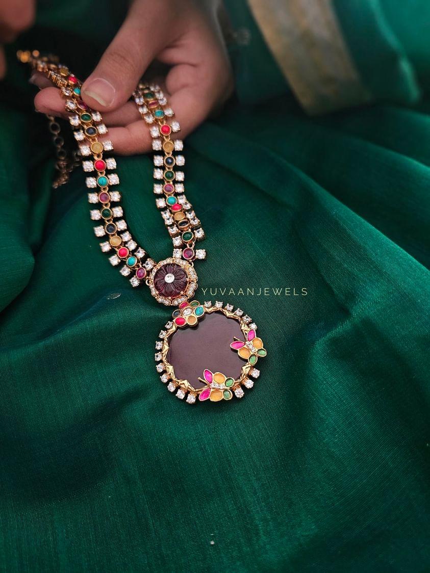 Ratnaa handcrafted necklace Thumbnail