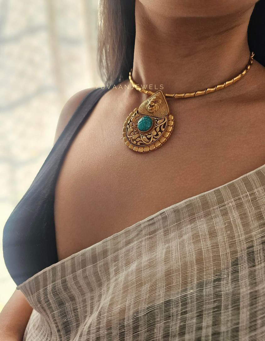 Nisaar Handcrafted Necklace