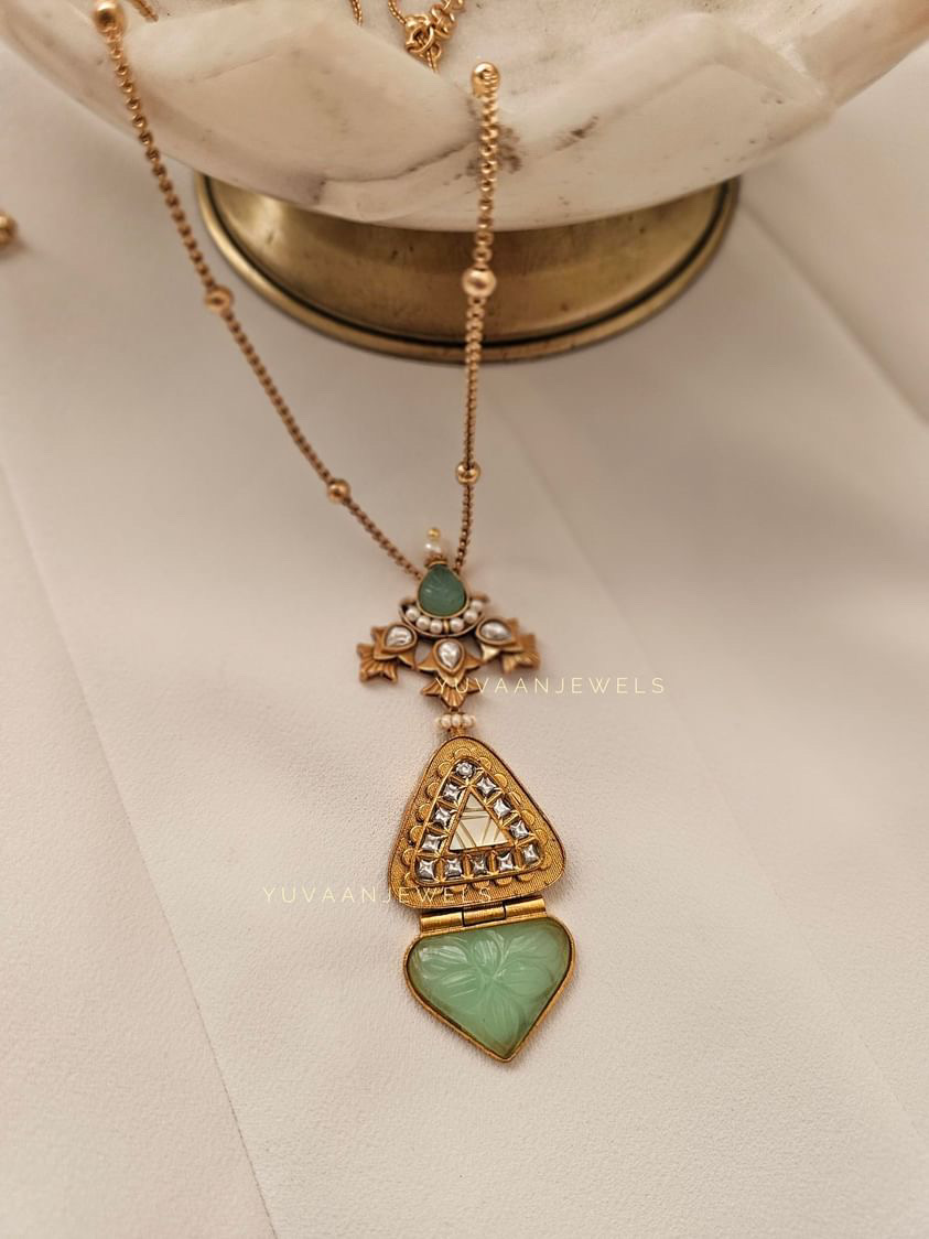 Niharika Long Necklace Thumbnail