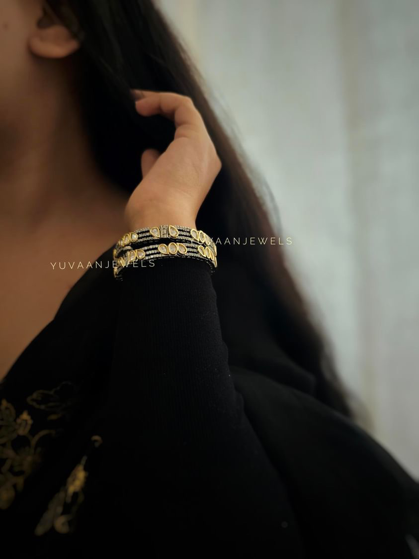 Mayur Polki Bangles Thumbnail