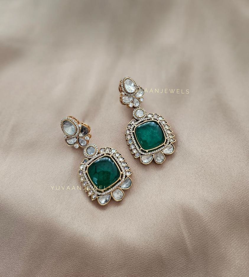 Ambar semi-precious stone earrings Thumbnail