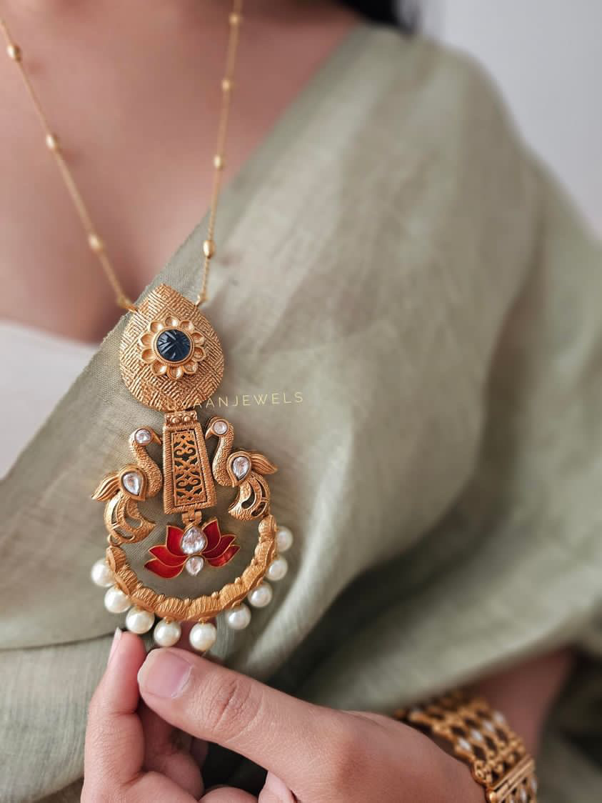 Vyara Handcrafted Necklace Thumbnail