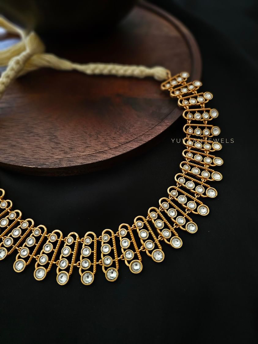 Vedika Handcrafted Necklace Thumbnail