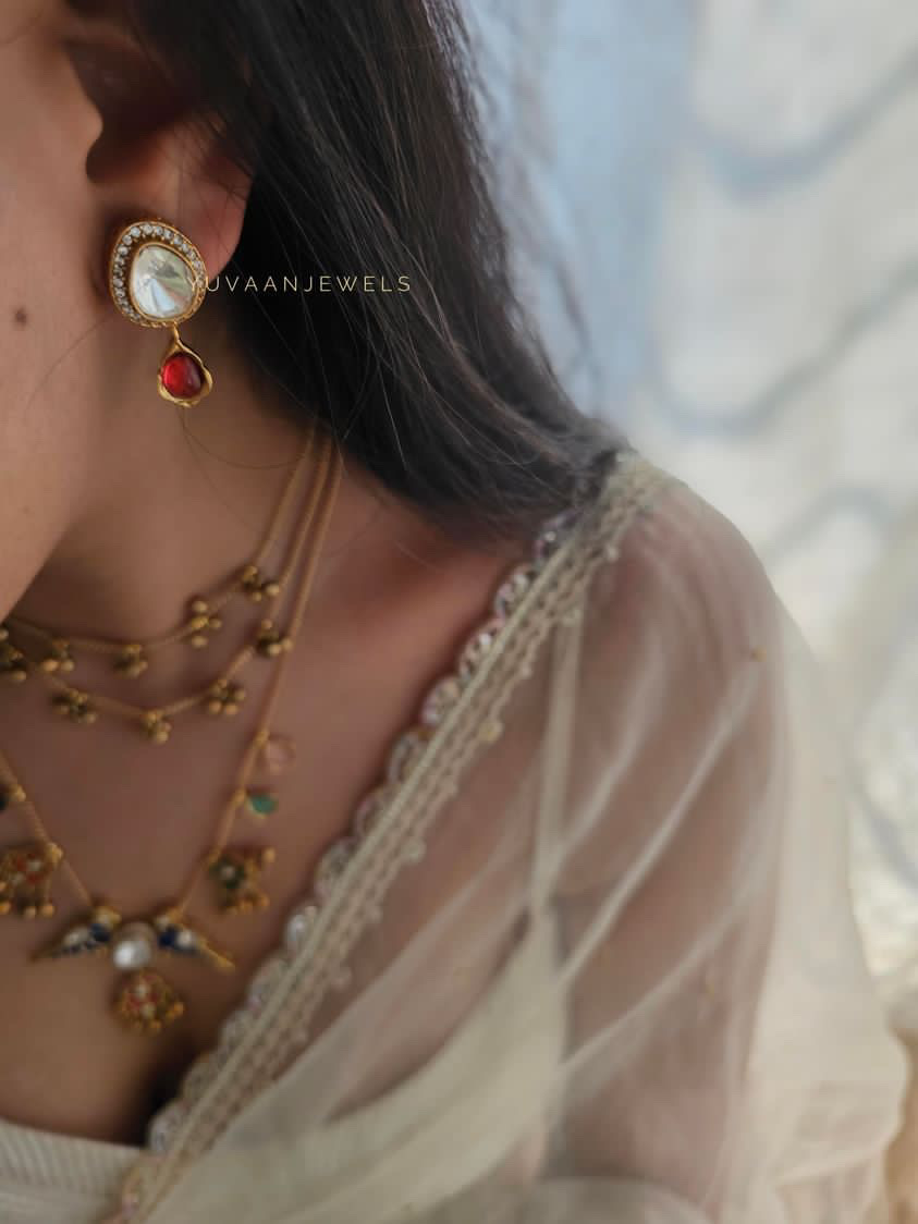 Pihu Mukti-Layered Necklace Thumbnail