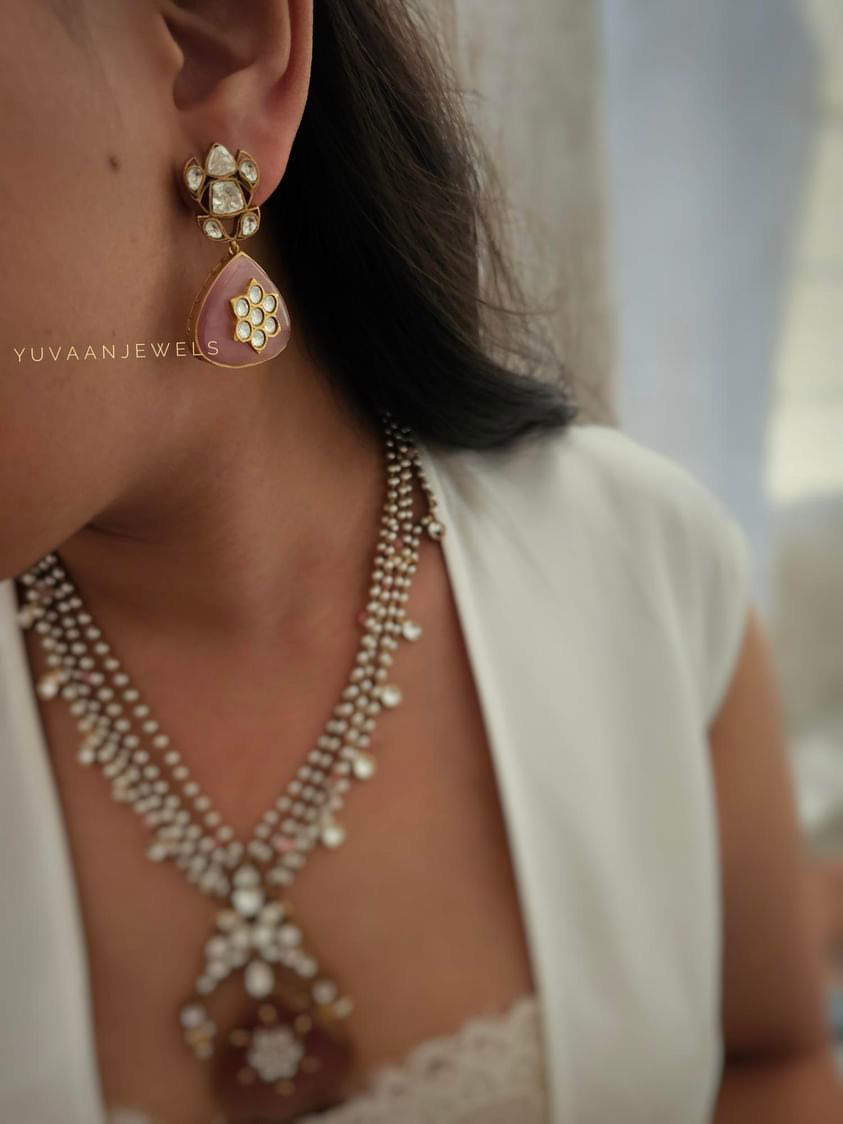 Pavak Pearl Quartz Necklace Thumbnail