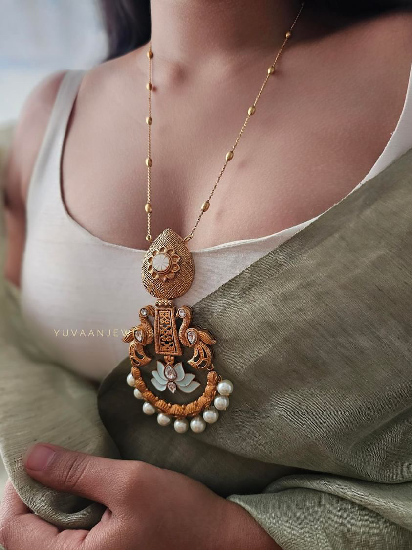 Vyara Handcrafted Necklace