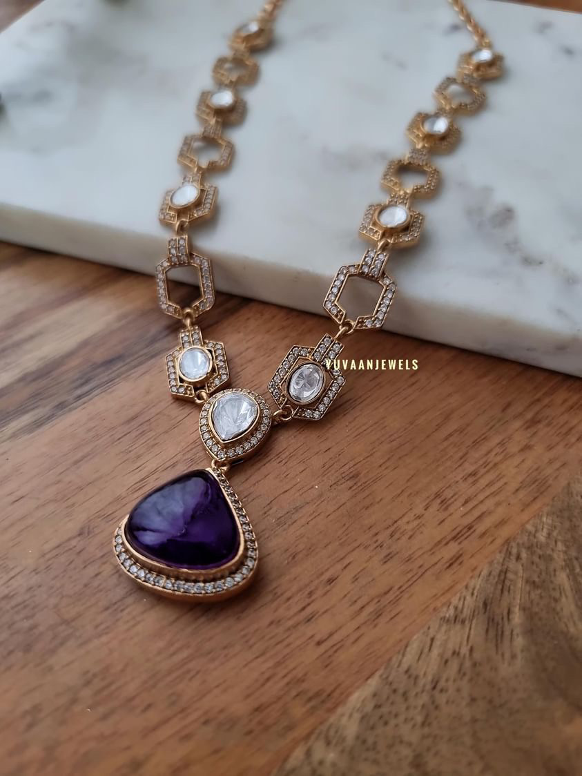 Mrinaali Quartz and Polki necklace Thumbnail