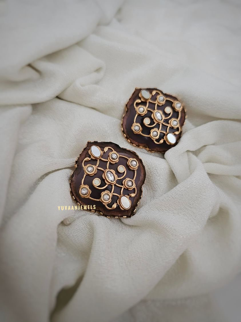 Surkh Gold choker Thumbnail