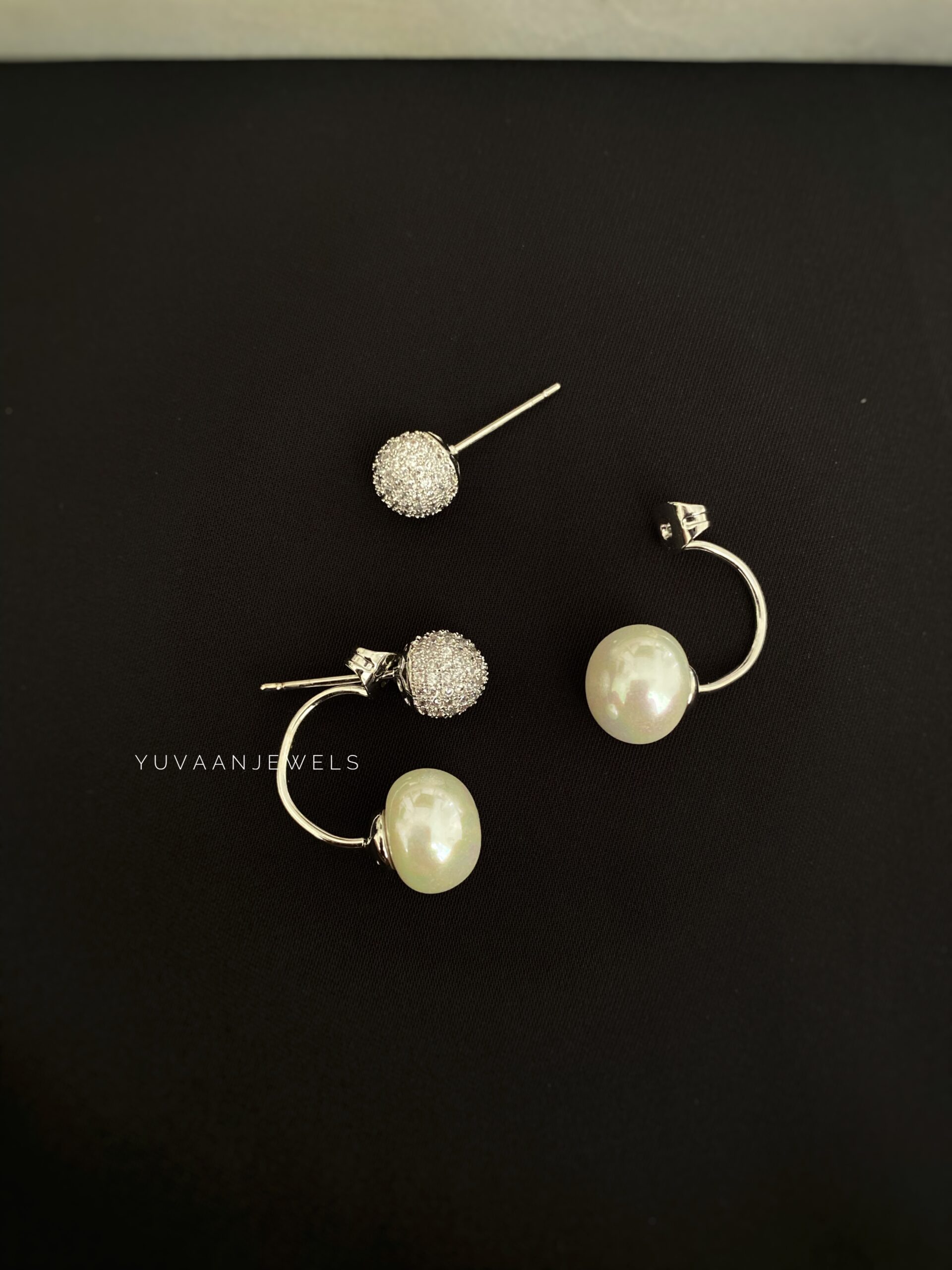 Ira Pearl Drop Earings Thumbnail