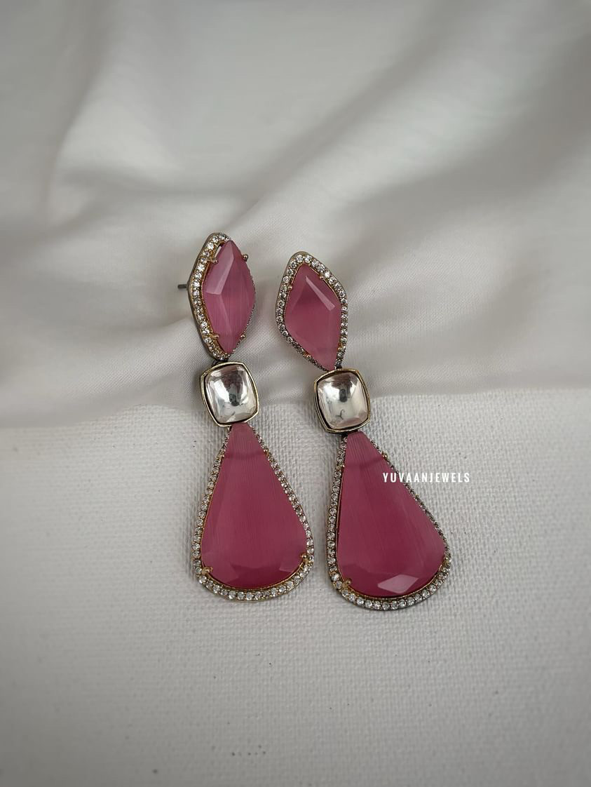 Aaru antique Quartz earrings Thumbnail