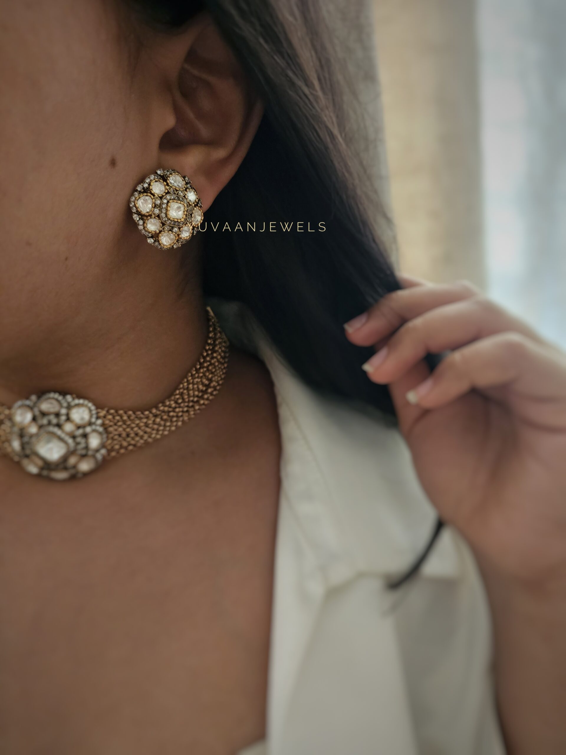 Paheli Quartz and polki Choker Thumbnail