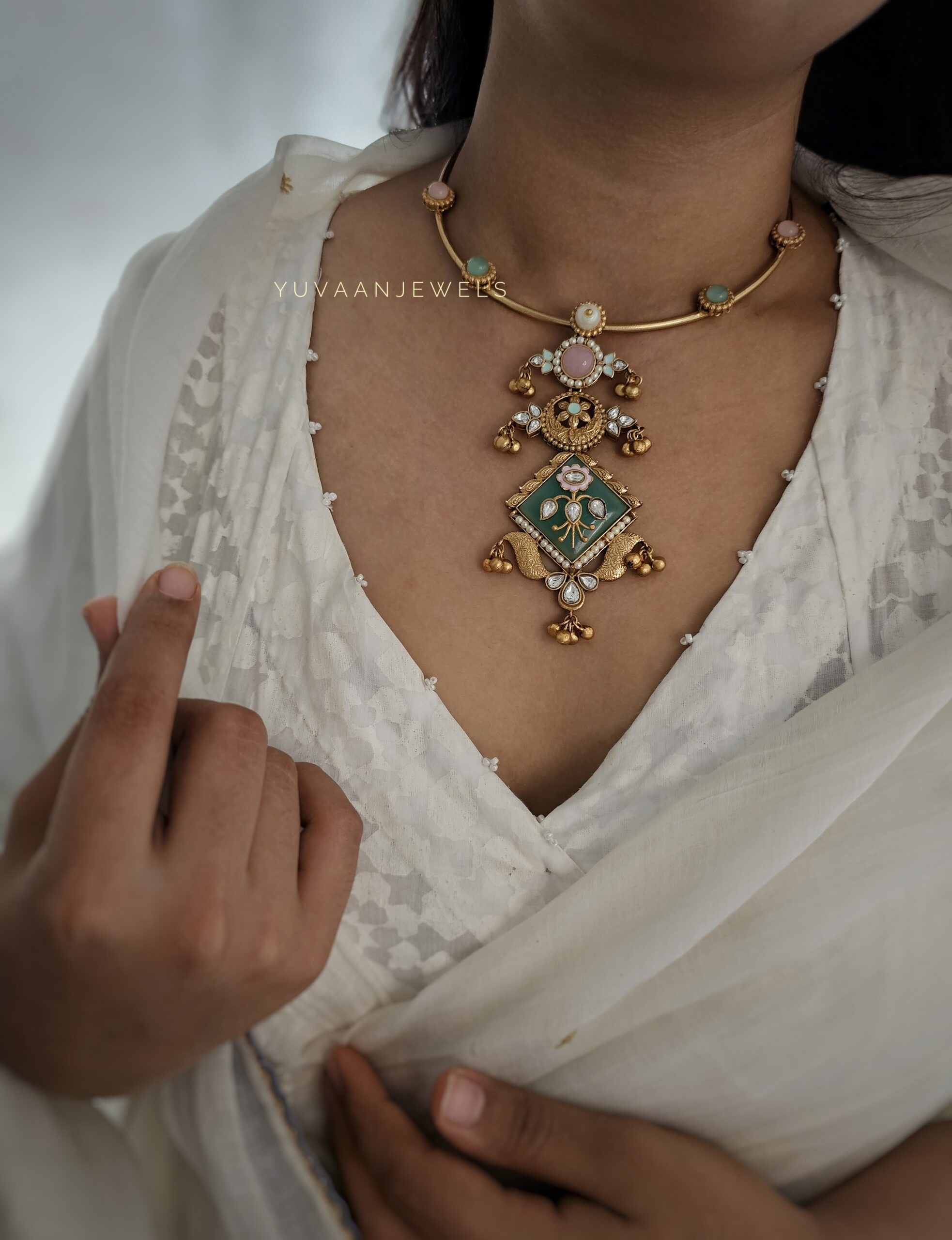 Malvika hasli necklace Thumbnail