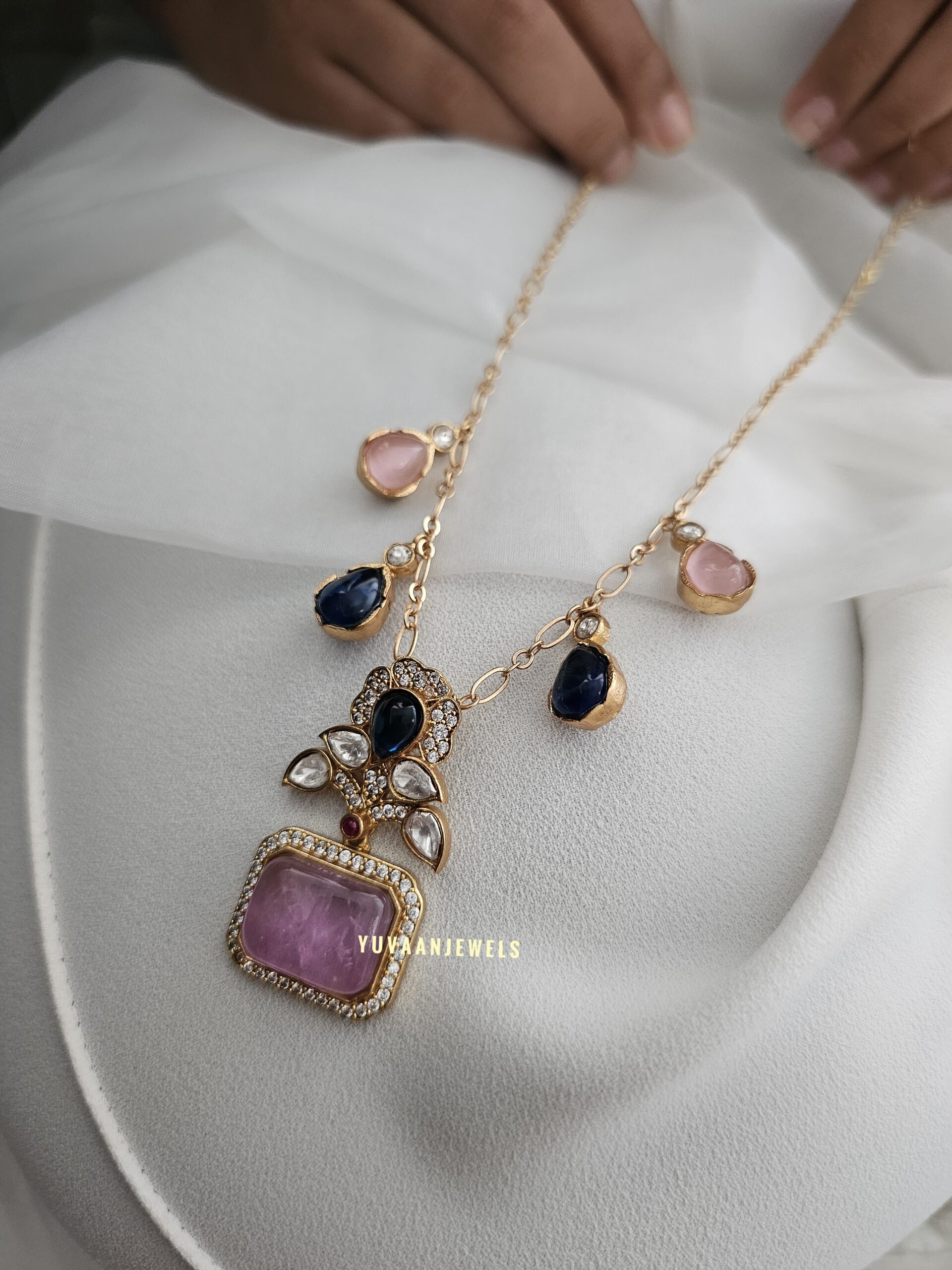 Mahua delicate quartz and polki necklace Thumbnail