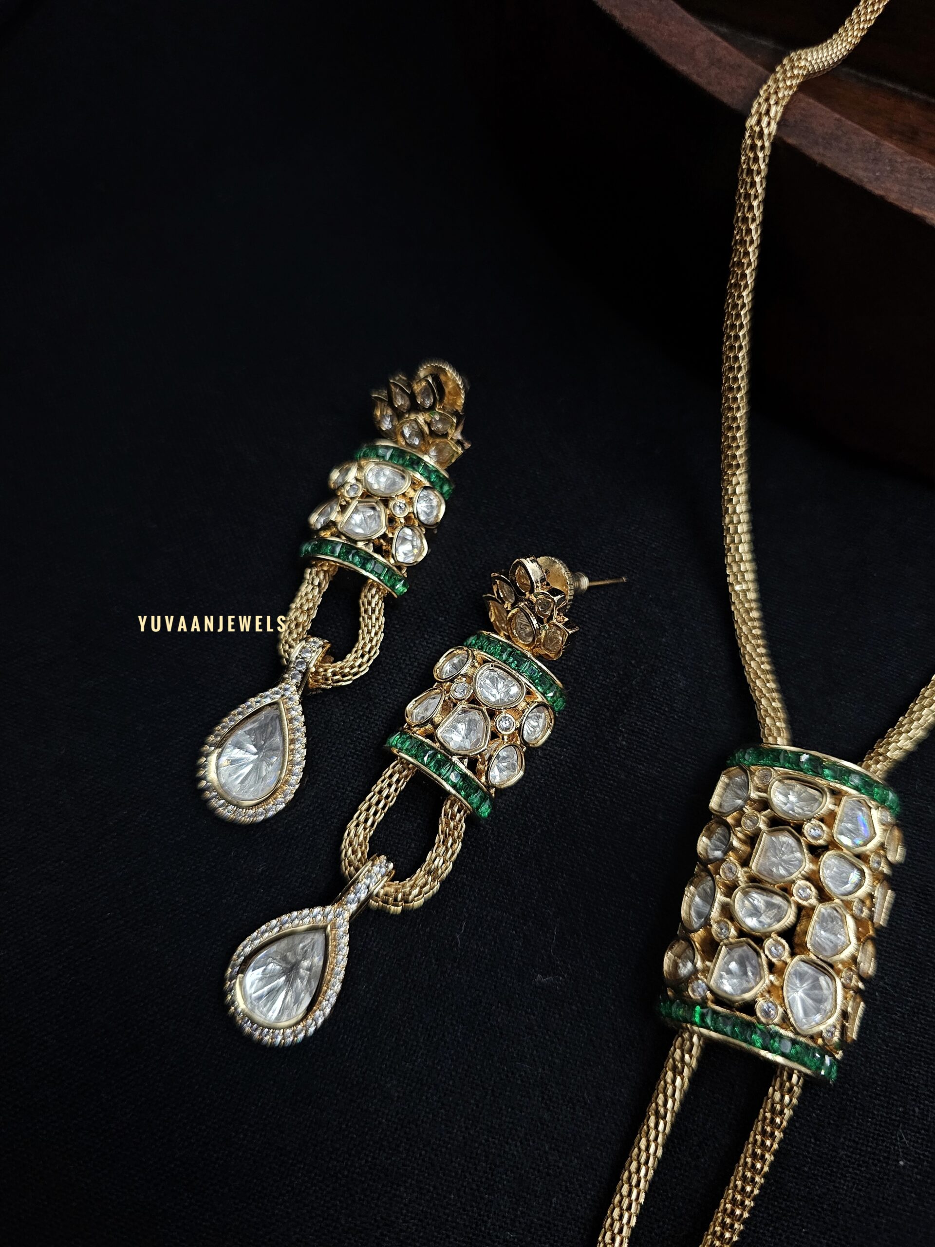 Nimrat Delicate polki necklace Thumbnail