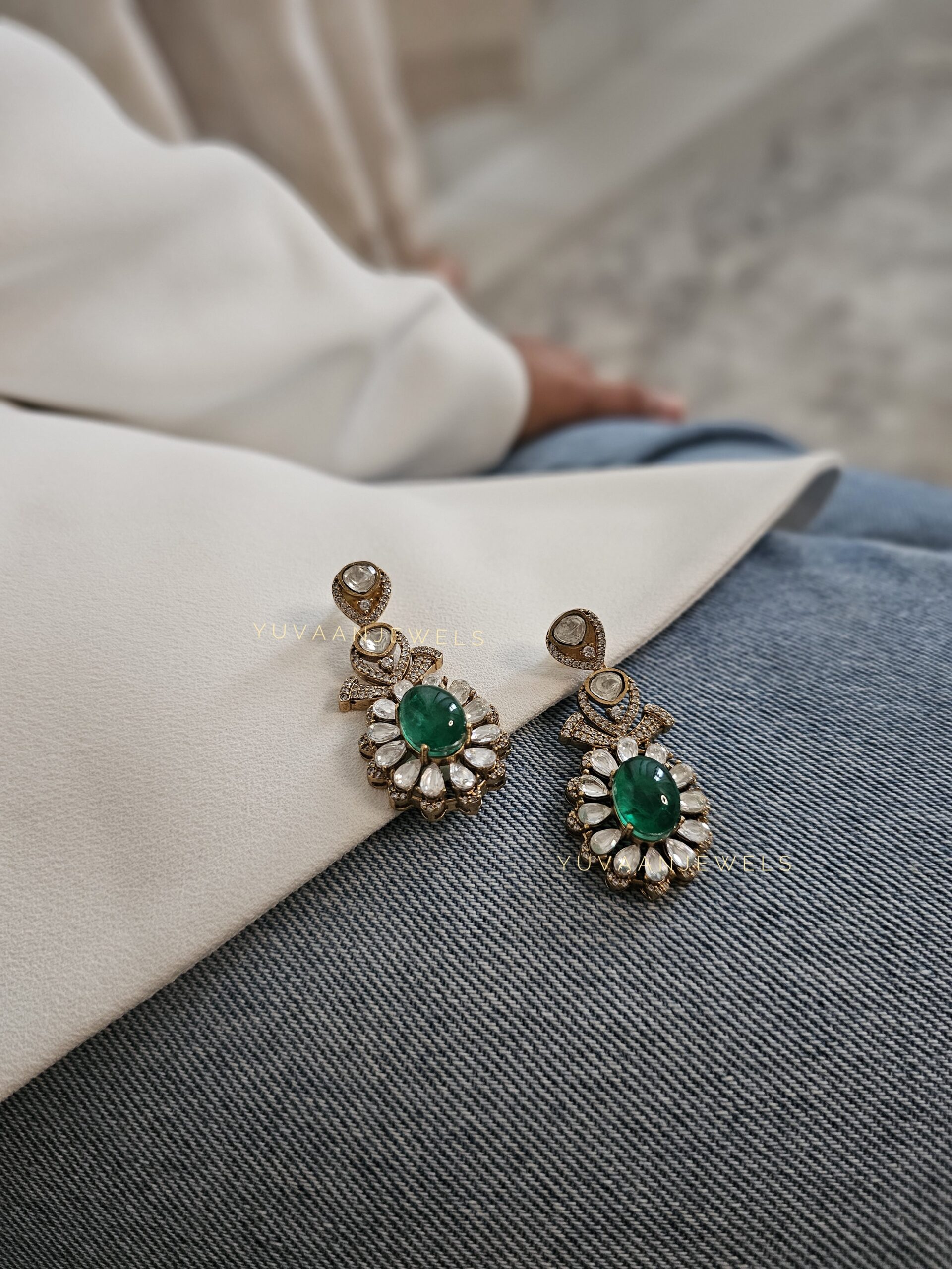 Amogh polki and Quartz necklace Thumbnail
