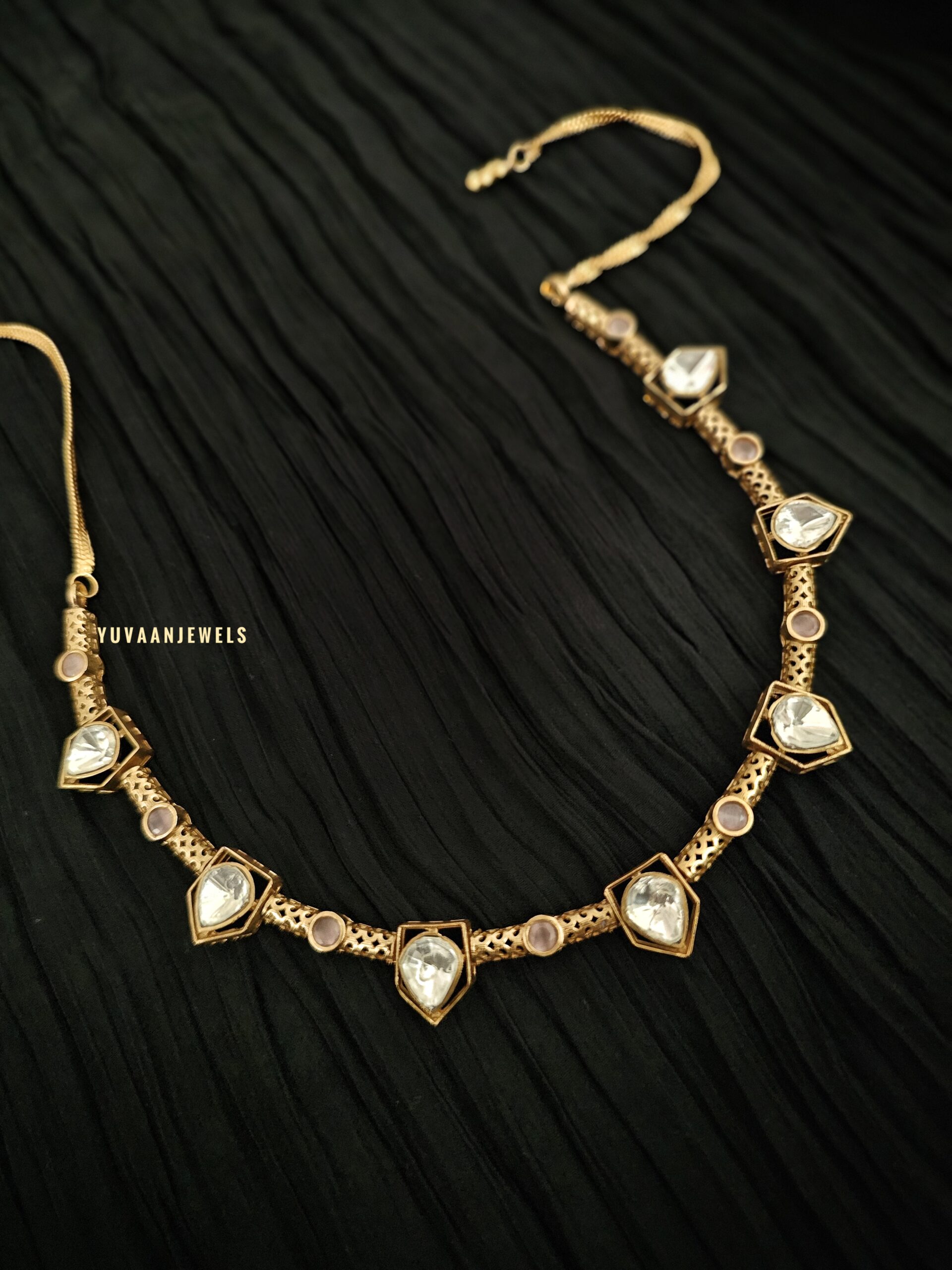 Nishat polki necklace Thumbnail