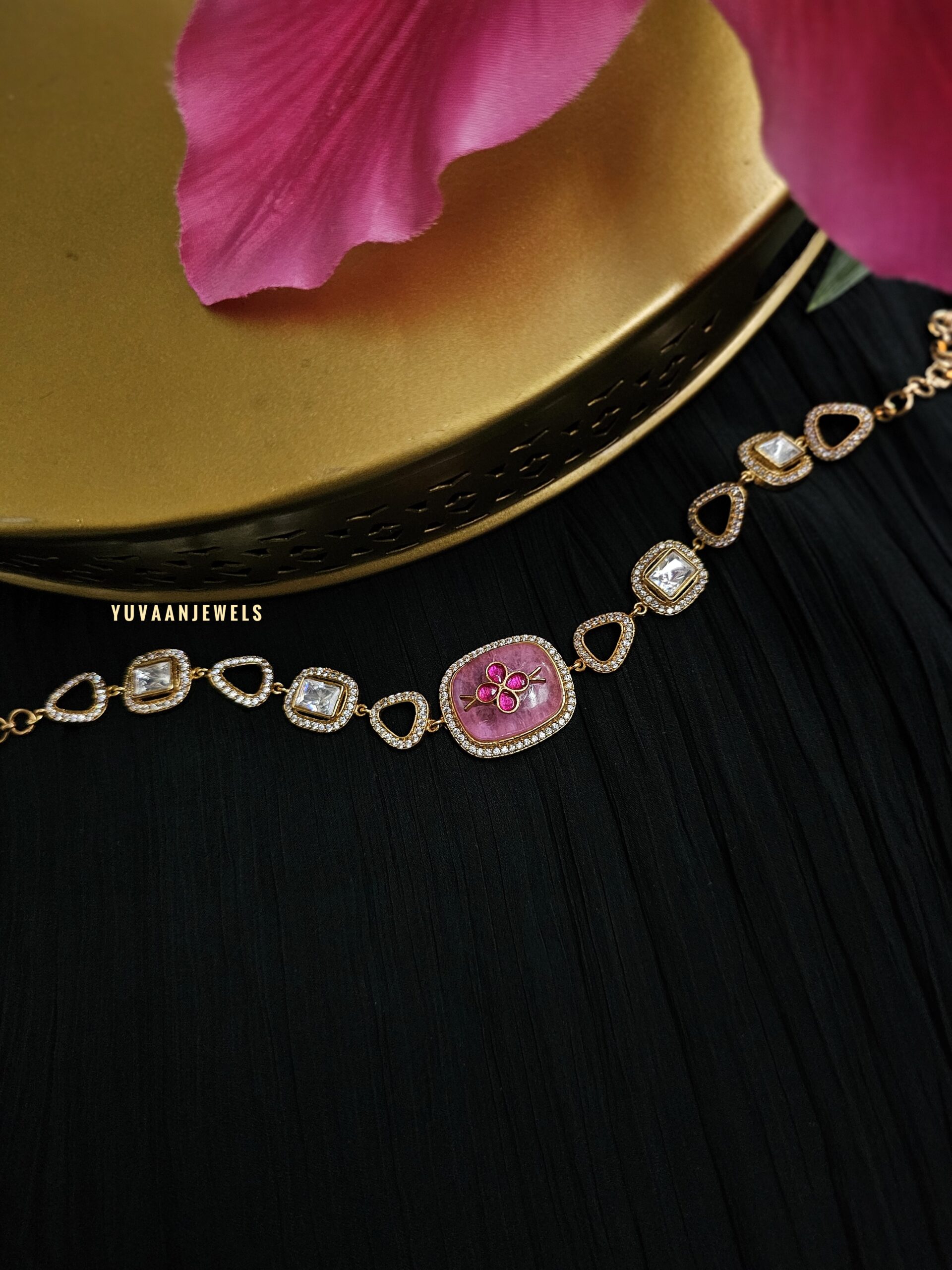 Asra delicate choker Thumbnail