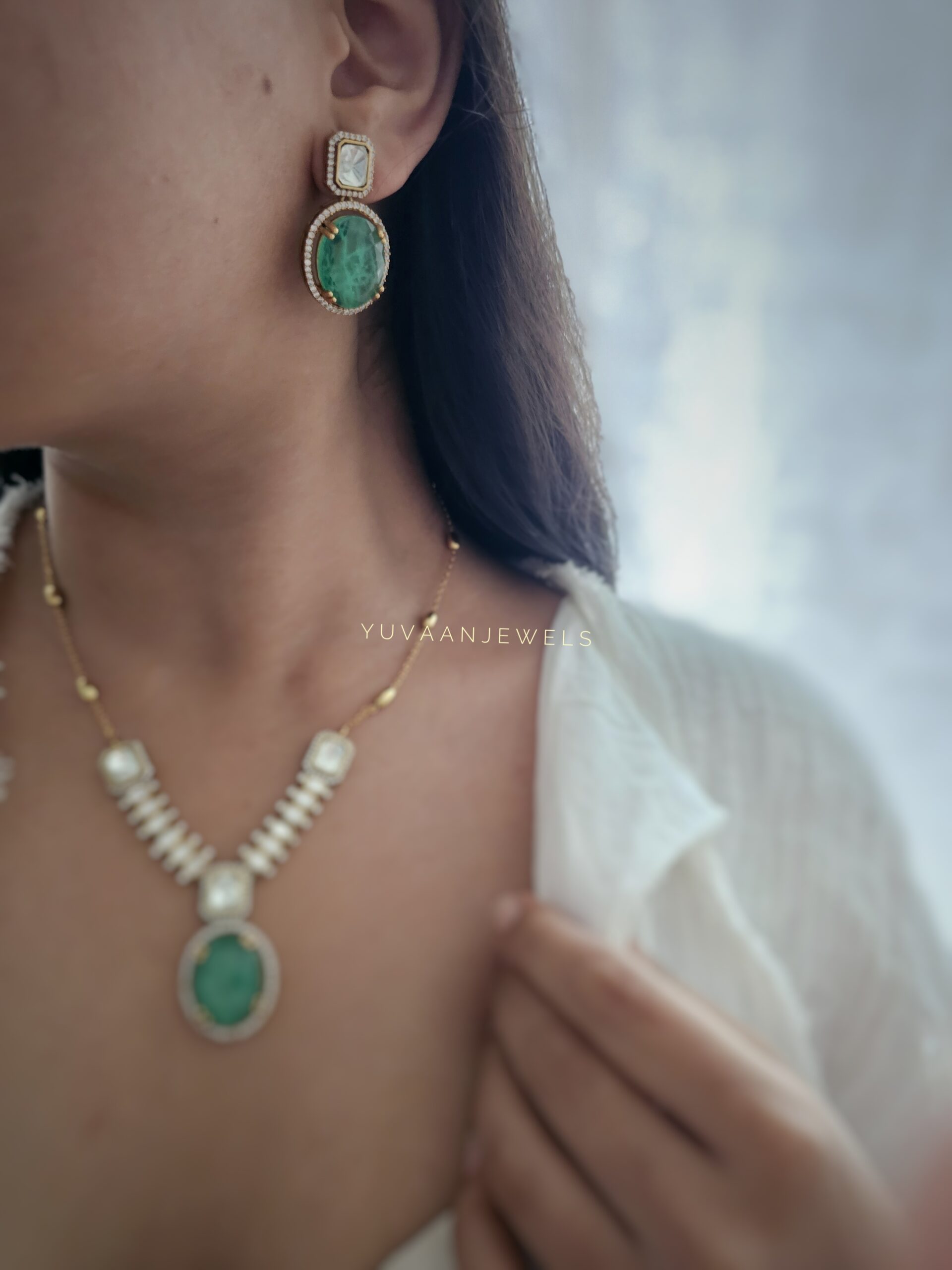 Sanjana Quartz and polki delicate necklace Thumbnail