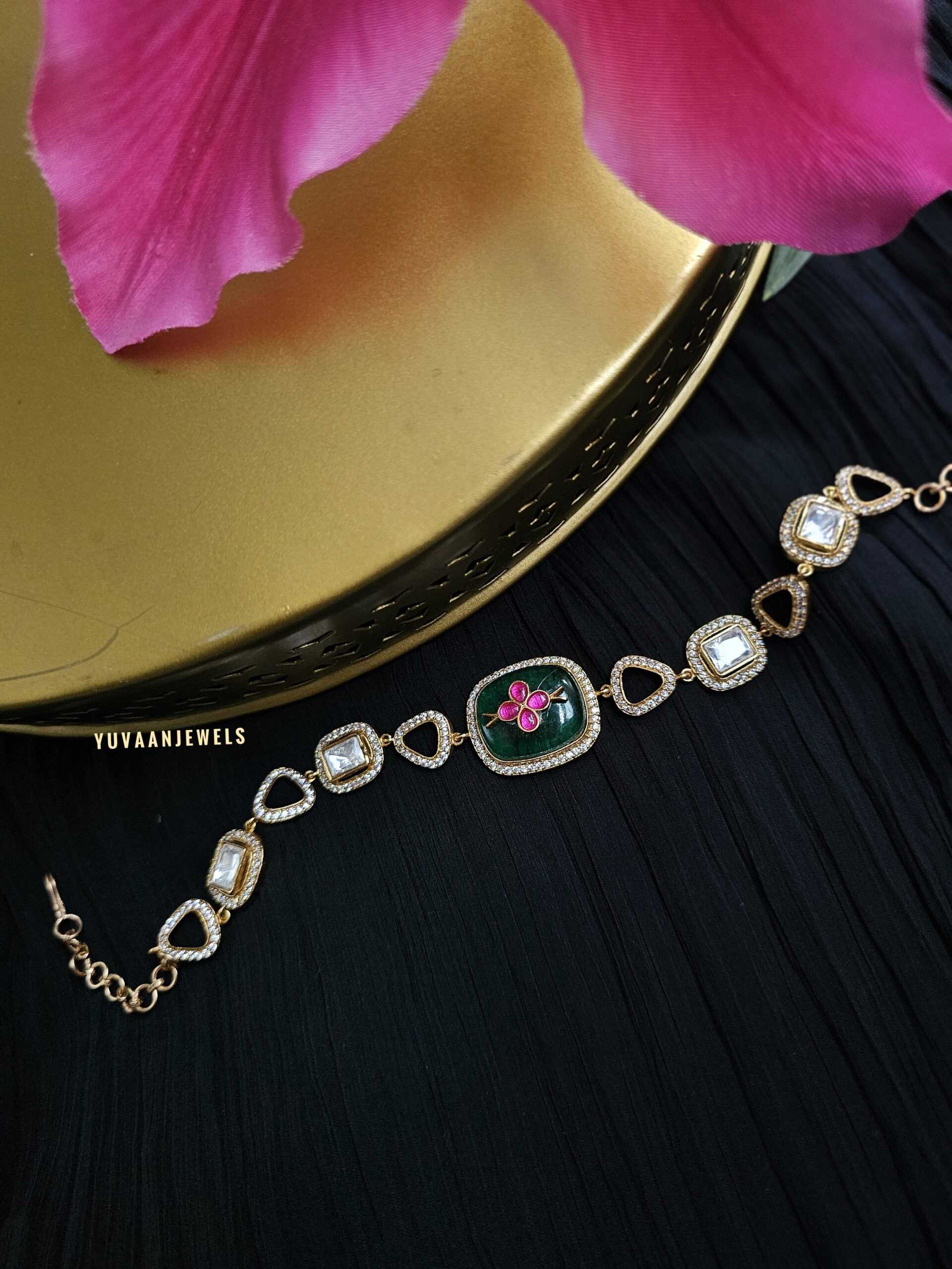 Asra delicate choker Thumbnail