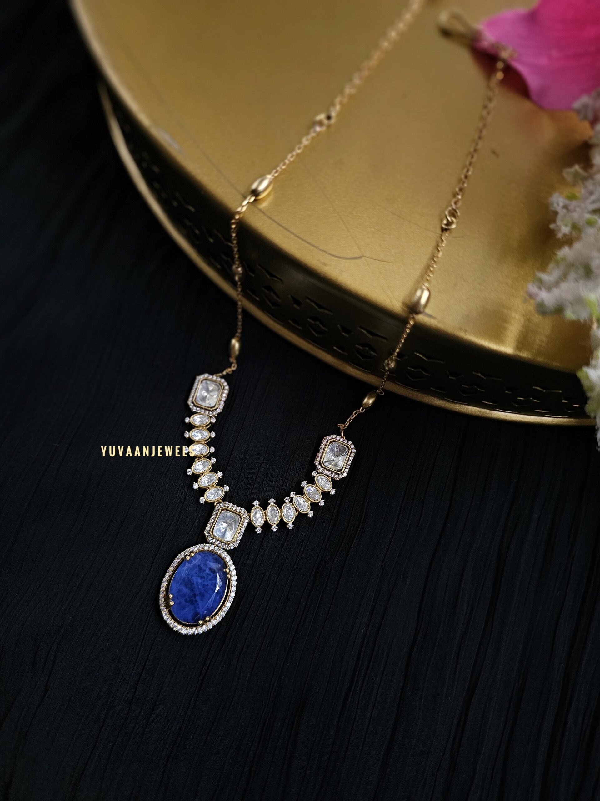 Sanjana Quartz and polki delicate necklace Thumbnail