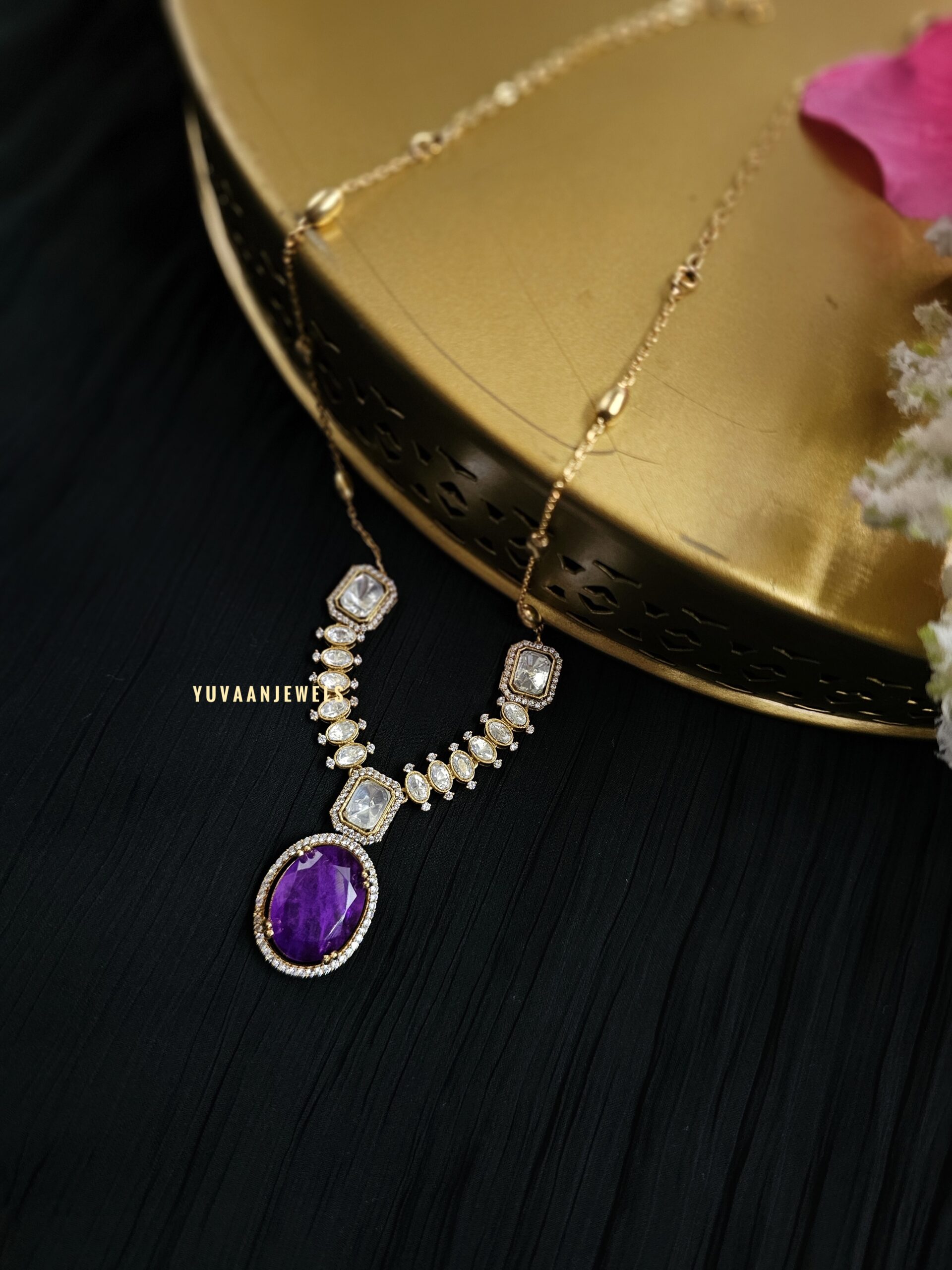 Sanjana Quartz and polki delicate necklace Thumbnail