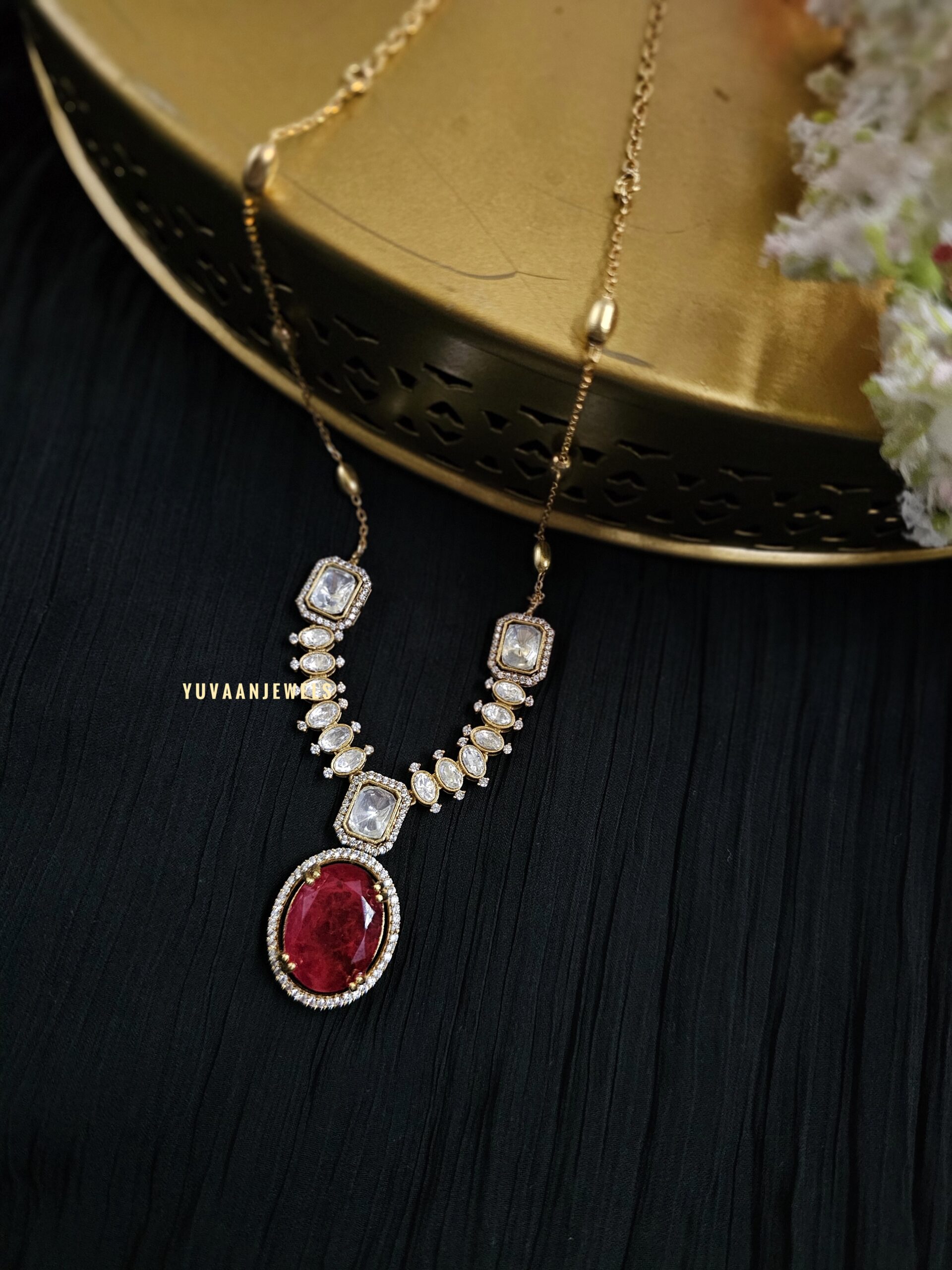 Sanjana Quartz and polki delicate necklace Thumbnail