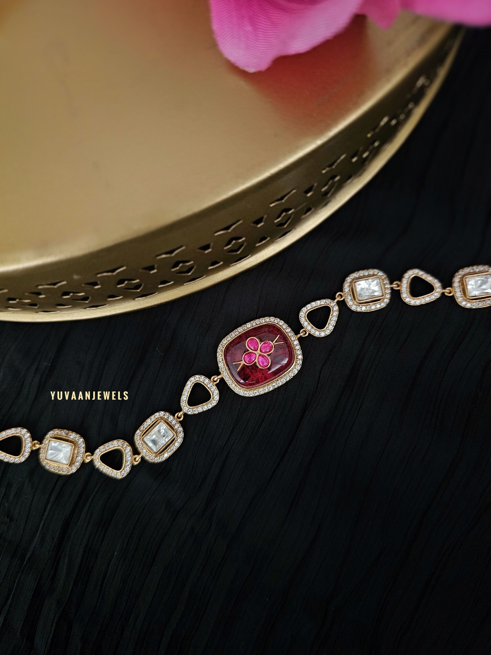 Asra delicate choker Thumbnail