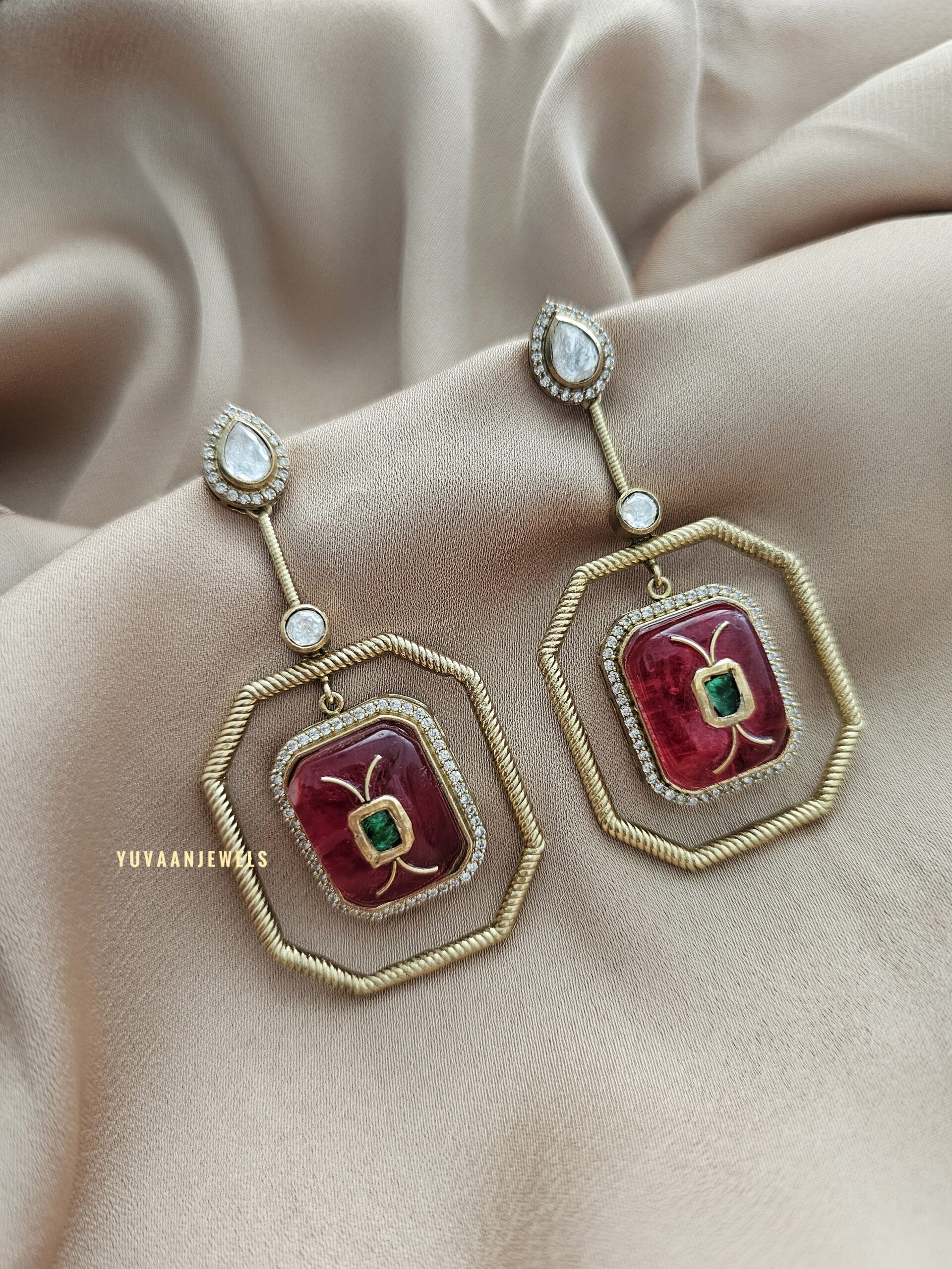Sakina Handcrafted Earings Thumbnail