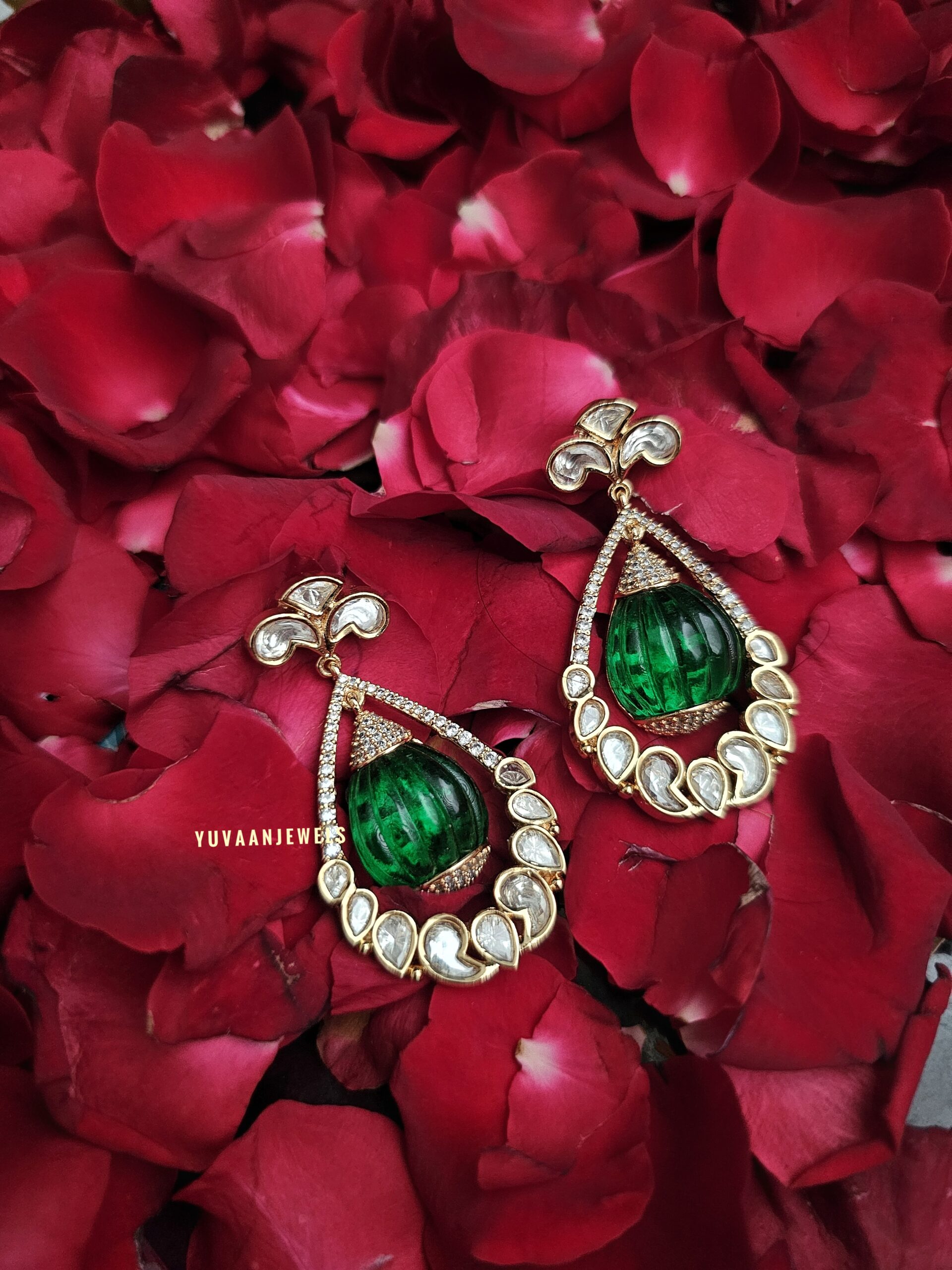 Mehbooba Polki Necklace Thumbnail