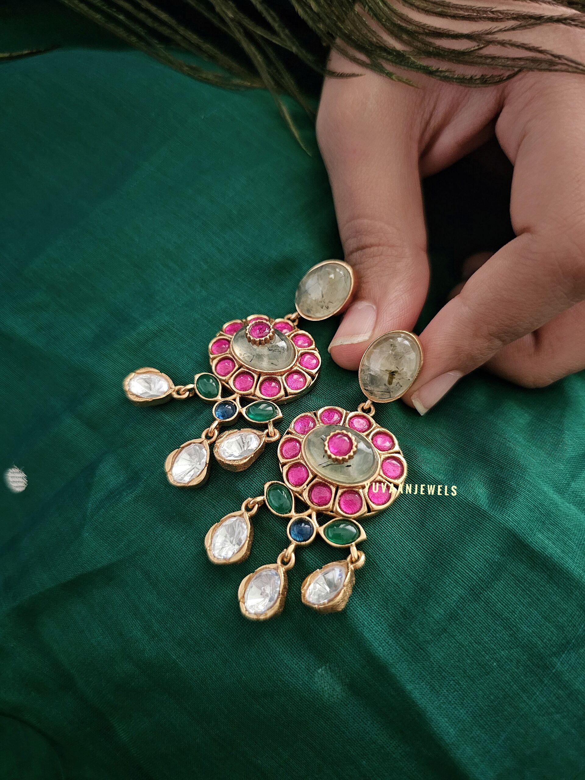 Arshiya polki & Quartz necklace Thumbnail