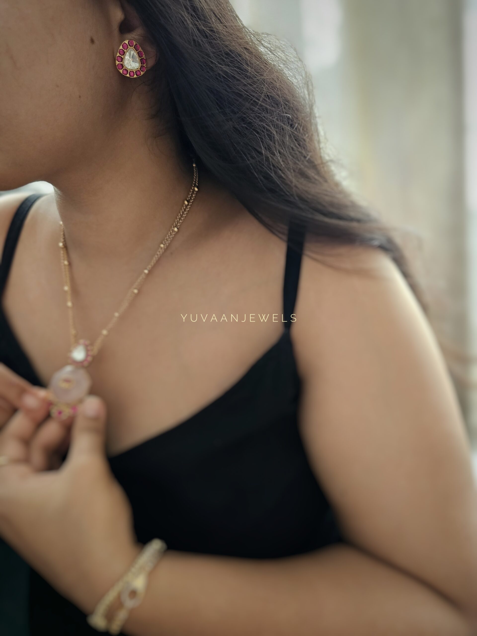 Utsav delicate necklace Thumbnail