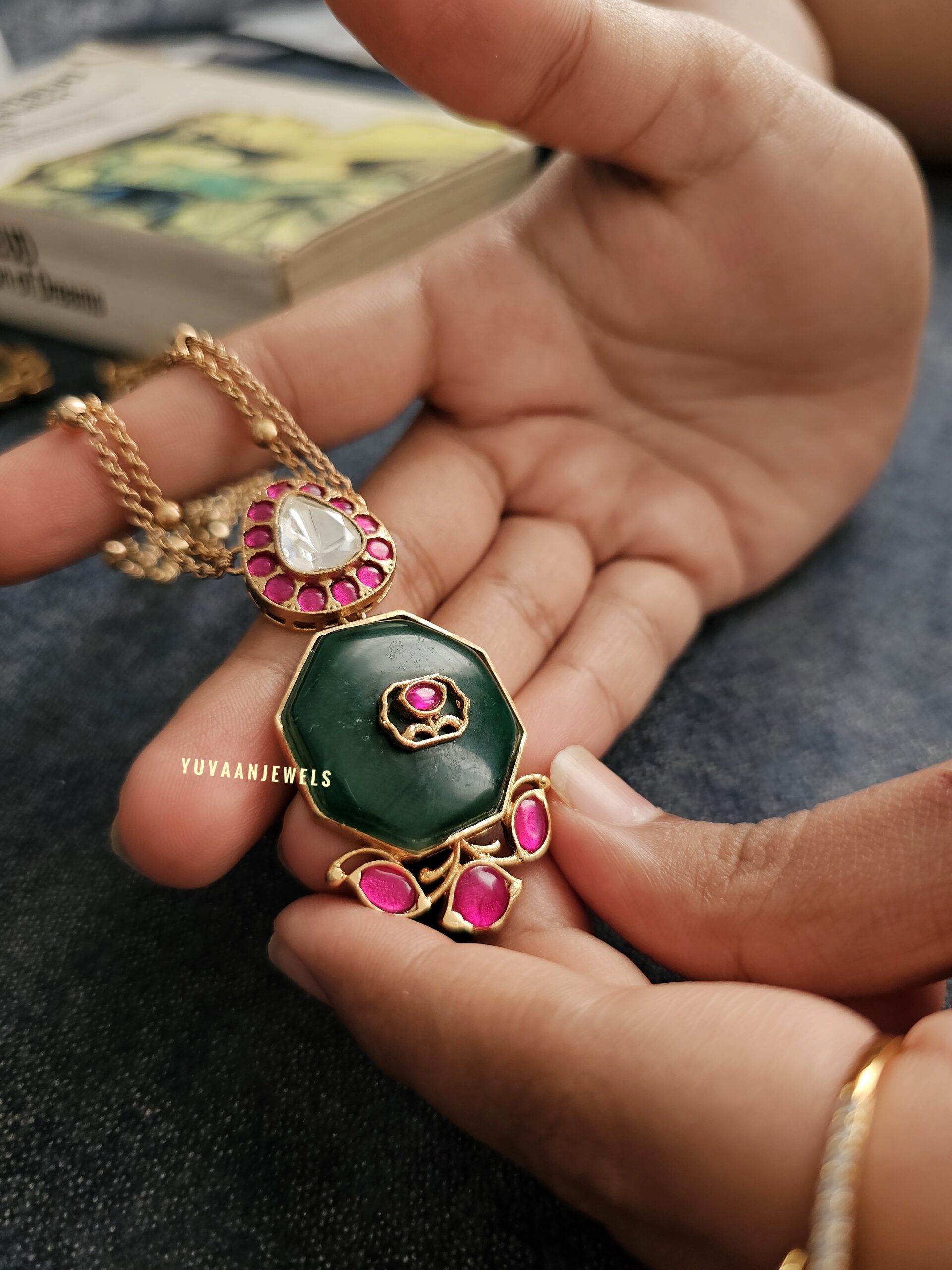 Utsav delicate necklace Thumbnail