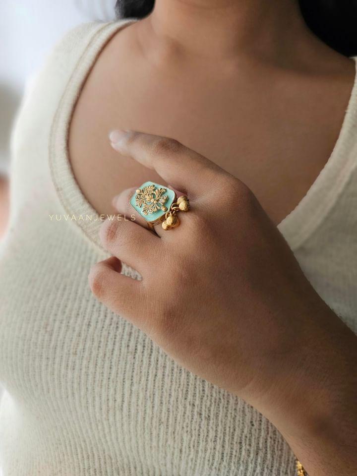 Mainaa handcrafted earings and ring Thumbnail